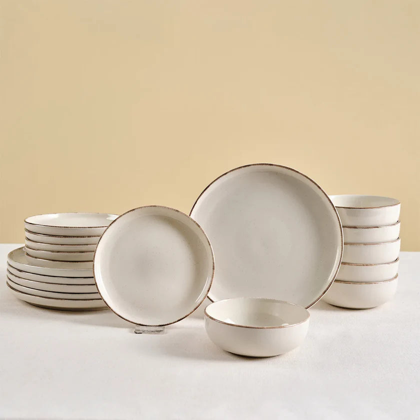 18-Piece Stoneware Dinner Set for 6 People, Cream